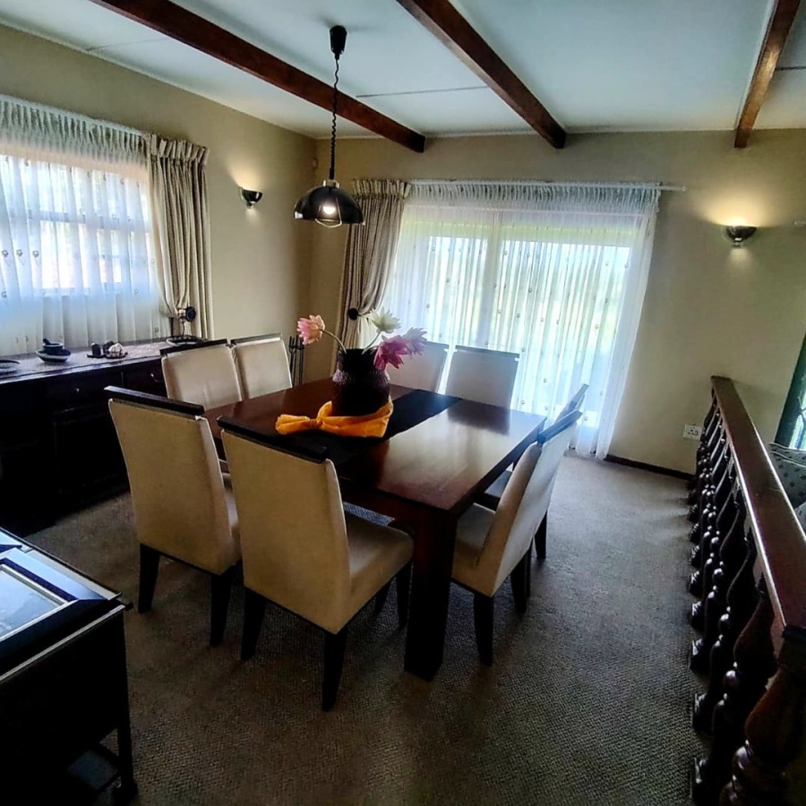 6 Bedroom Property for Sale in Baysville Eastern Cape